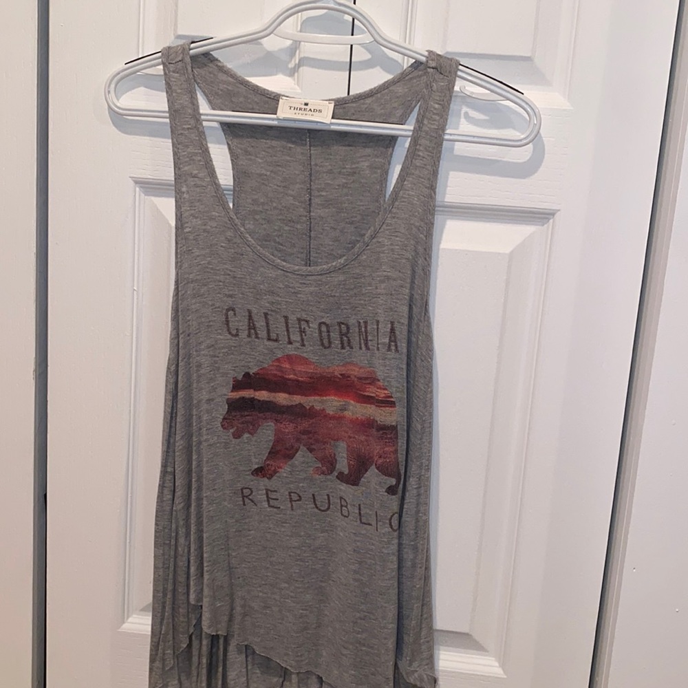 Gray tank tank